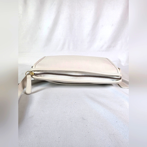 Vintage Coach Taylor 9944 Leather Crossbody White Ivory Glove Tanned Brass Bride - Picture 6 of 16